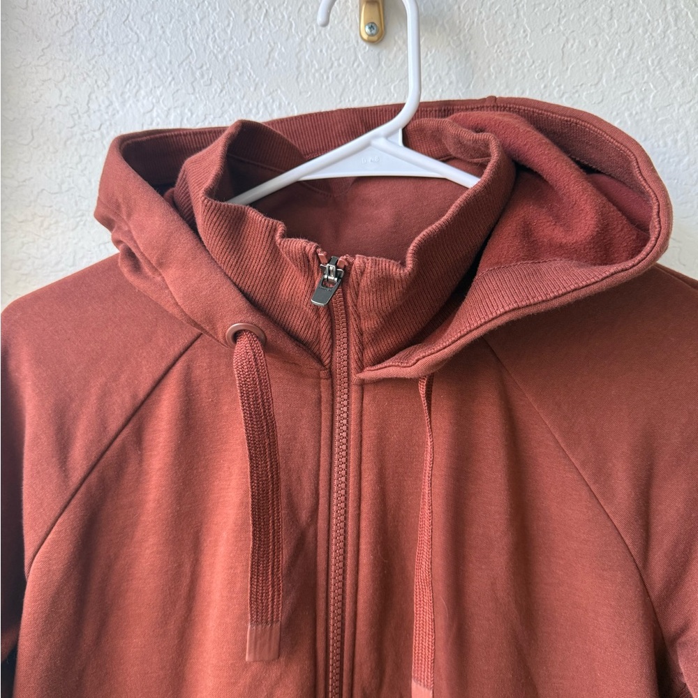 ATHLETA TRIUMPH ZIP-UP HOODIE - Picture 3 of 4